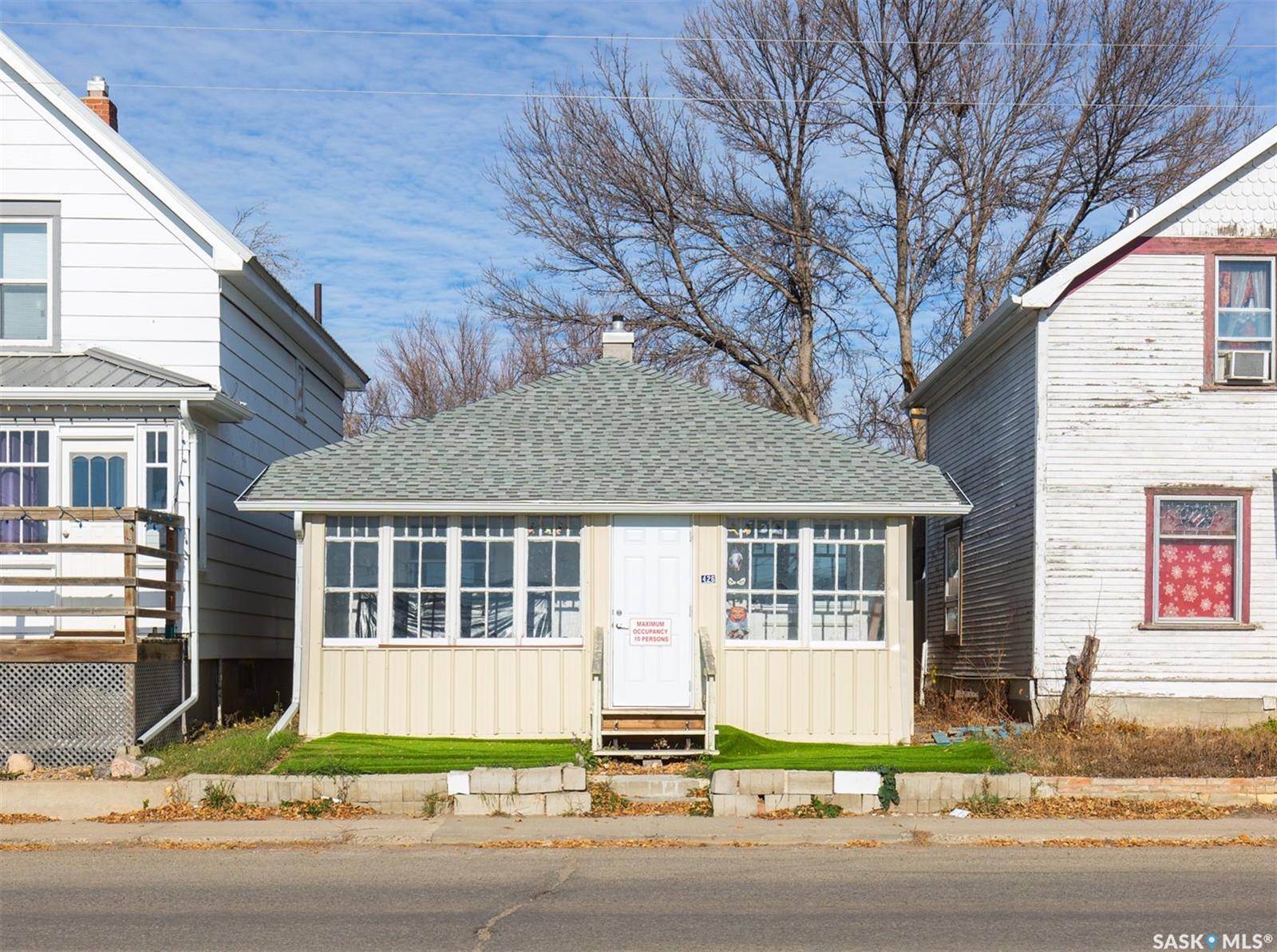 426 Fairford STREET W, Moose Jaw, SK S6H 1W2