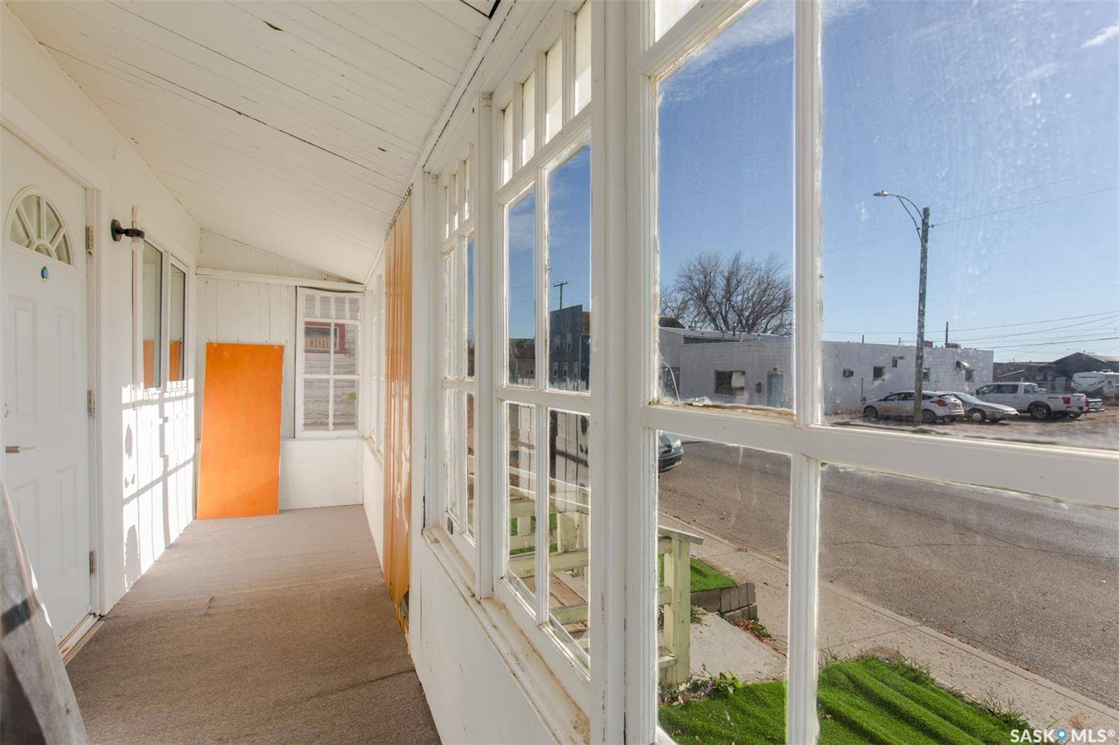 426 Fairford STREET W, Moose Jaw, SK S6H 1W2