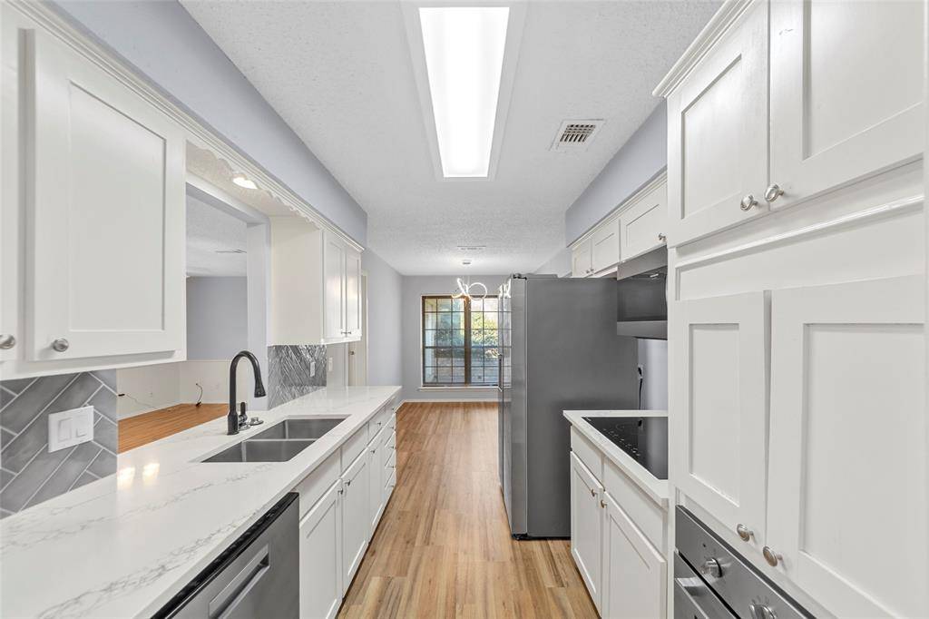 2827 Cross Timbers Drive, Irving, TX 75060