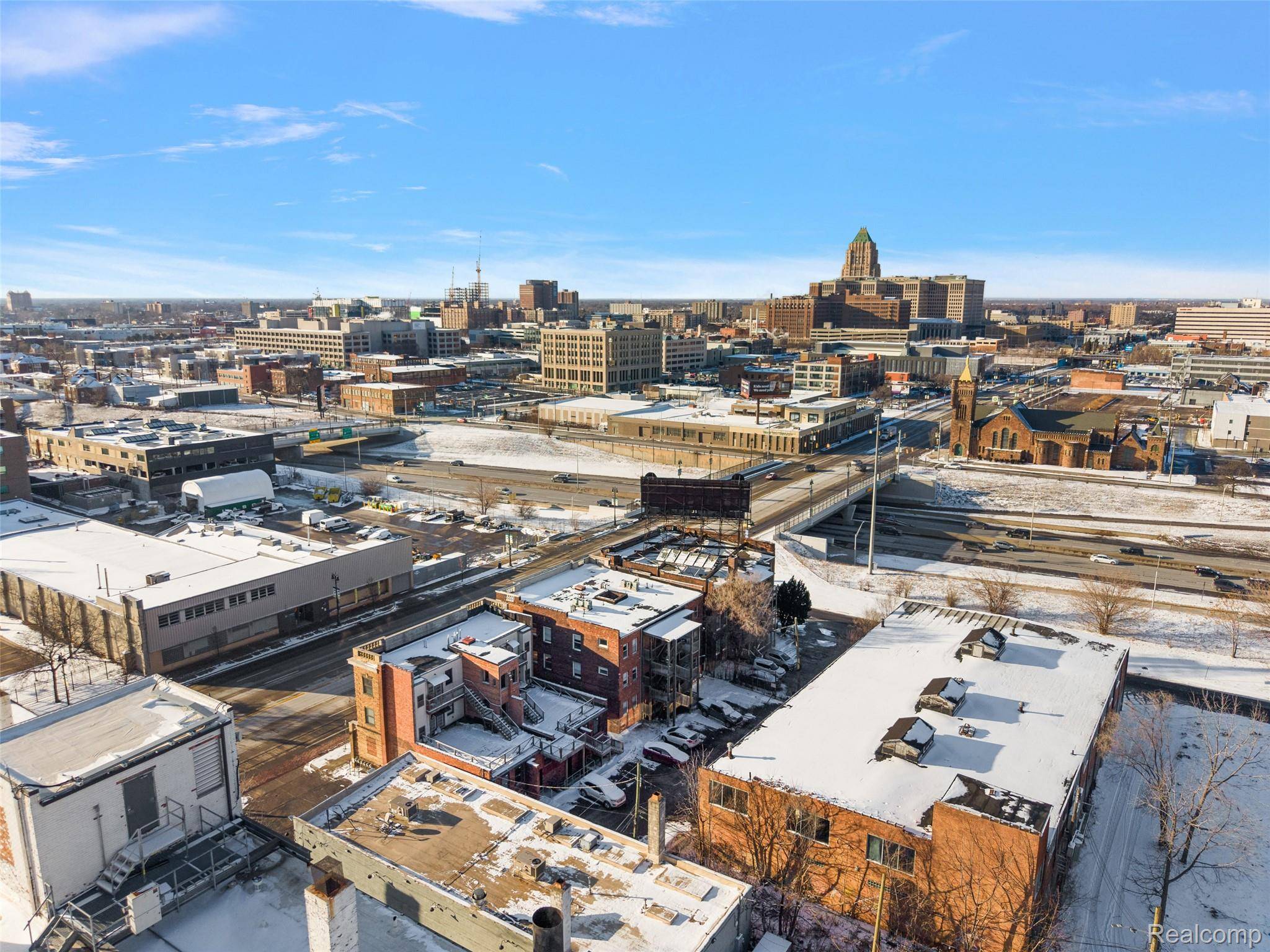 5734 Woodward AVE, Detroit, MI 48202