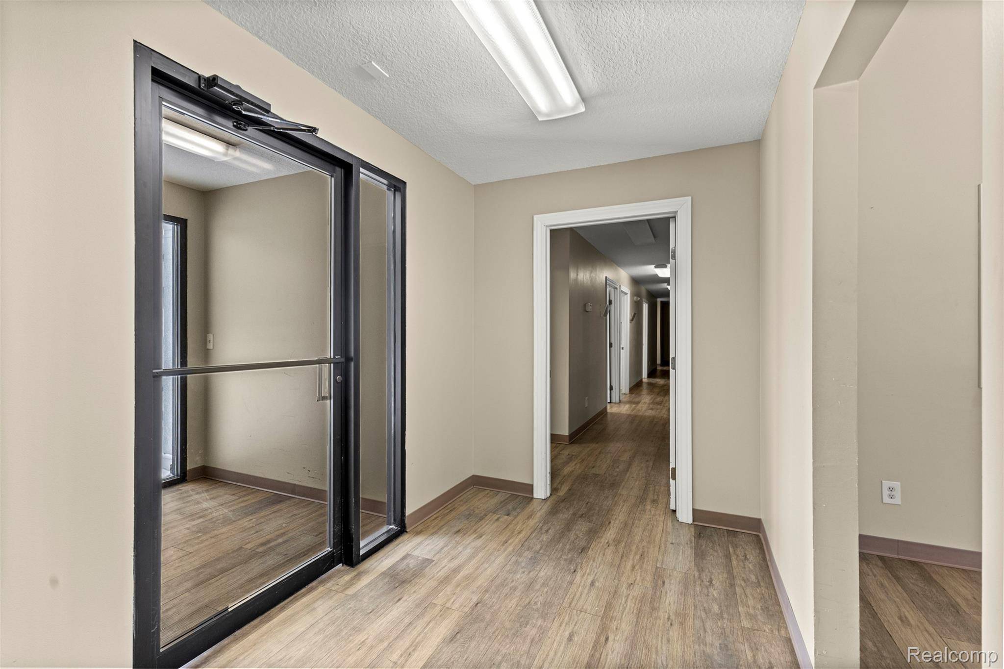 245 E Warwick DR, Alma, MI 48801