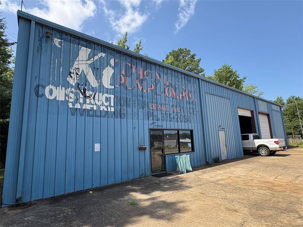 214 Front Street, Vivian, LA 71082