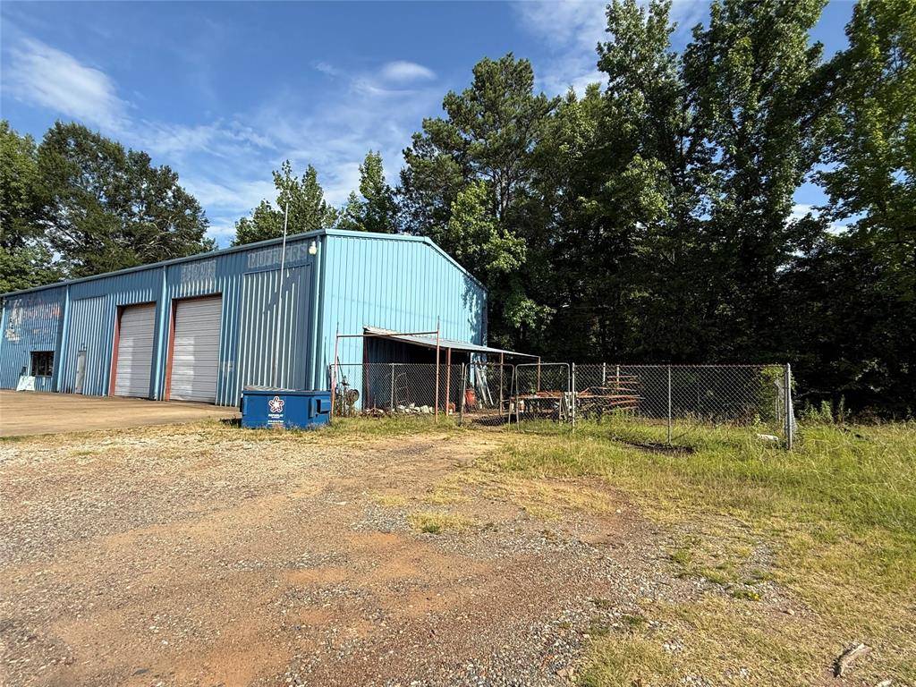 214 Front Street, Vivian, LA 71082