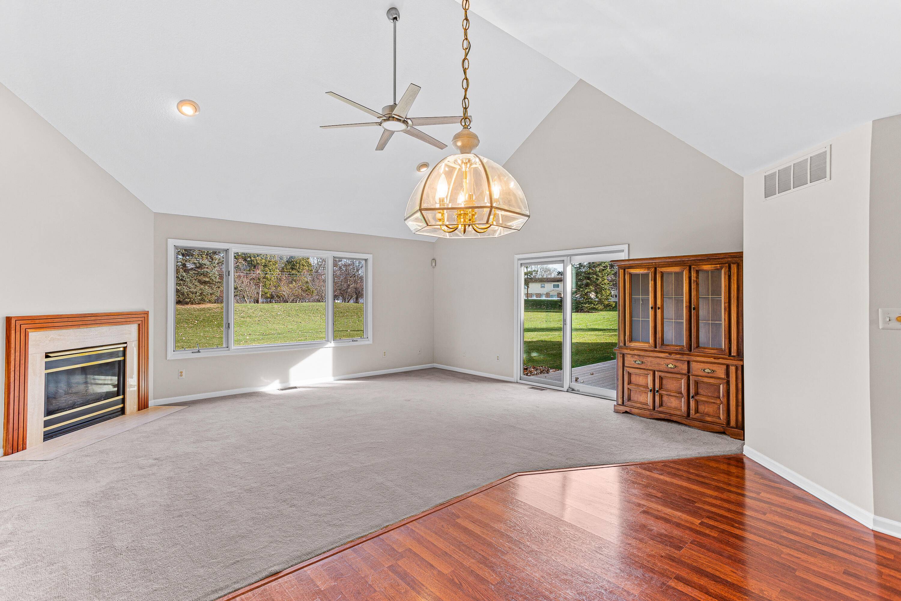 3020 Rivers Edge DR, Waynecity_wayne, MI 48184