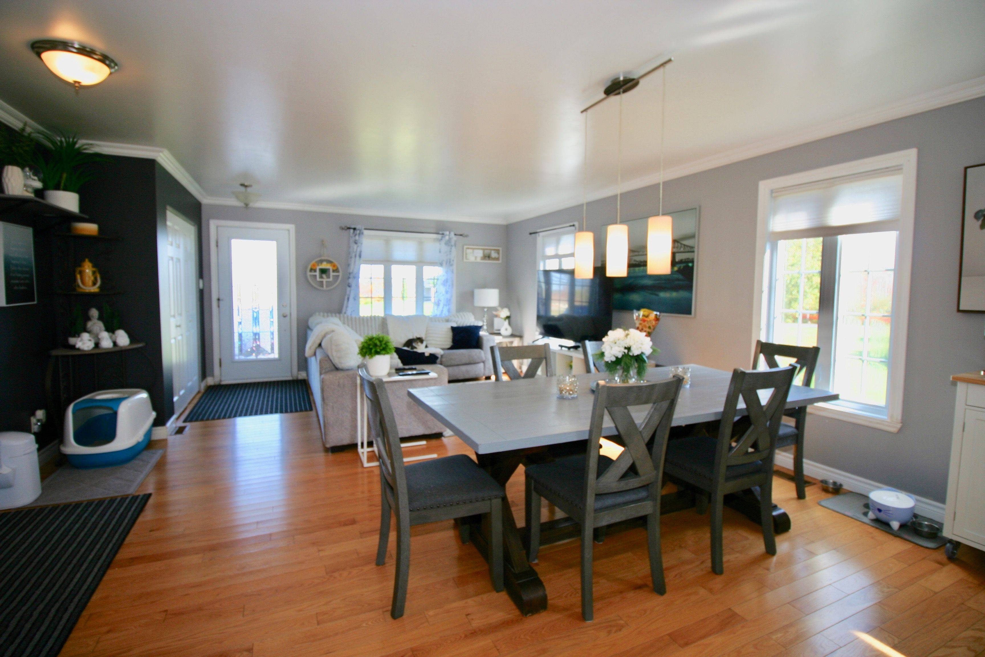 3532-3534 Front RD, East Hawkesbury, ON K6A 2R2