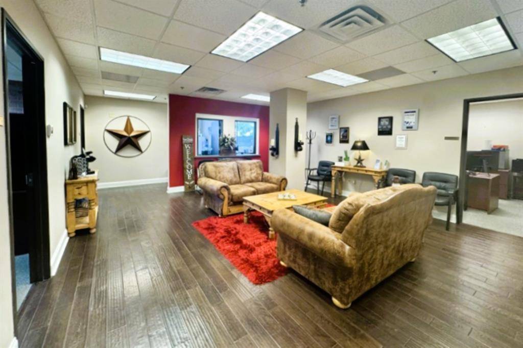 3700 Standridge Drive, The Colony, TX 75056