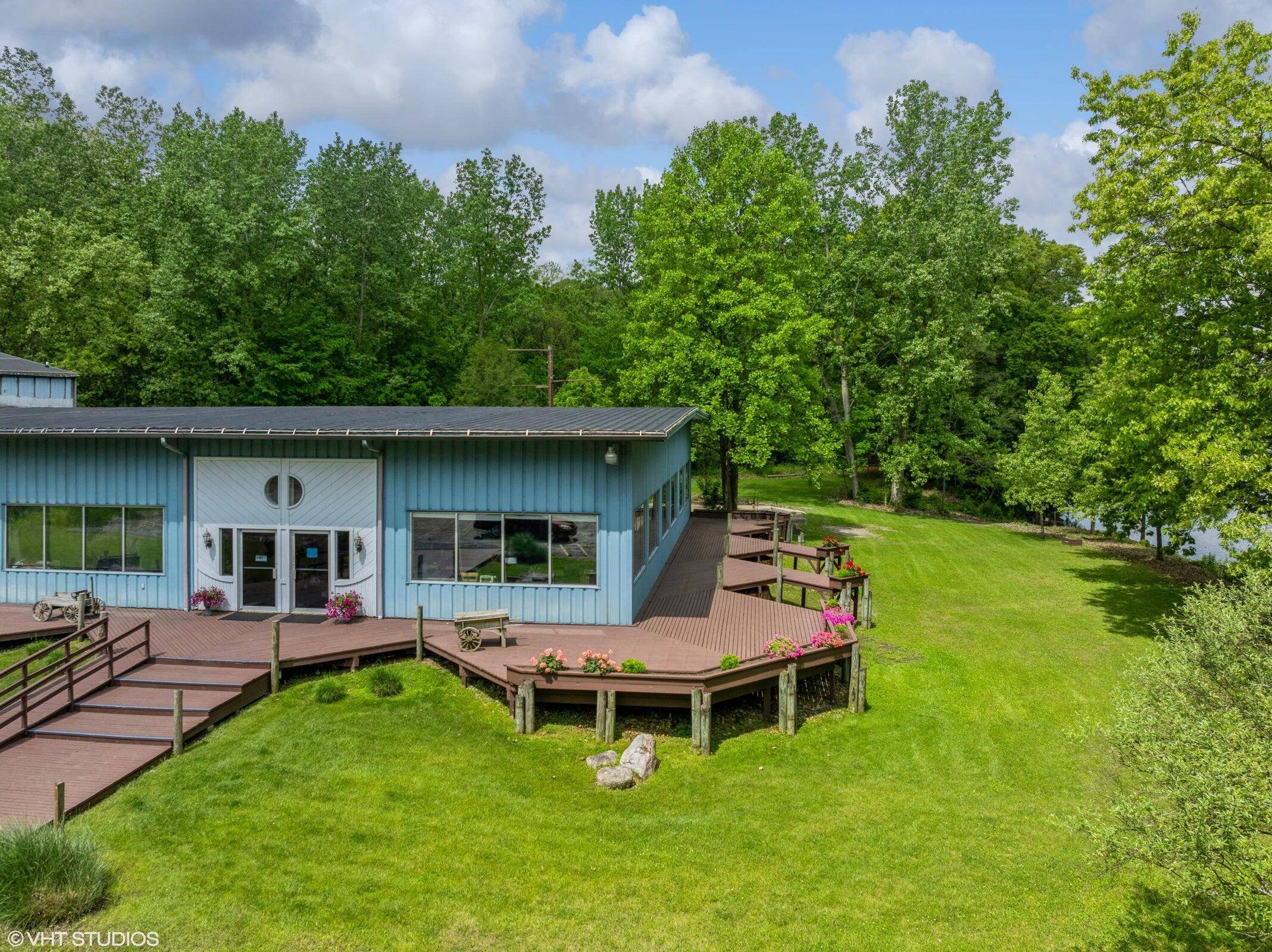 15437 Red Bud TRL N, Buchanan Twp, MI 49107