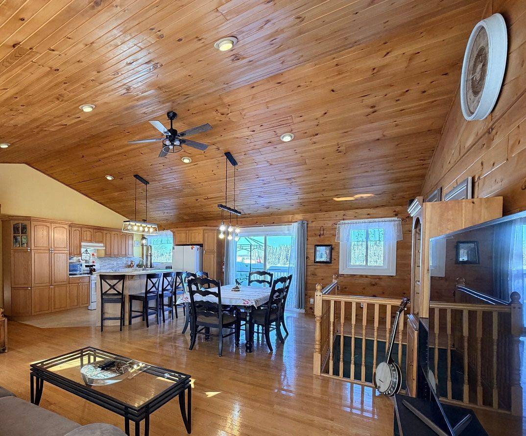 24 Bowman AVE, Black River-matheson, ON P0K 1N0