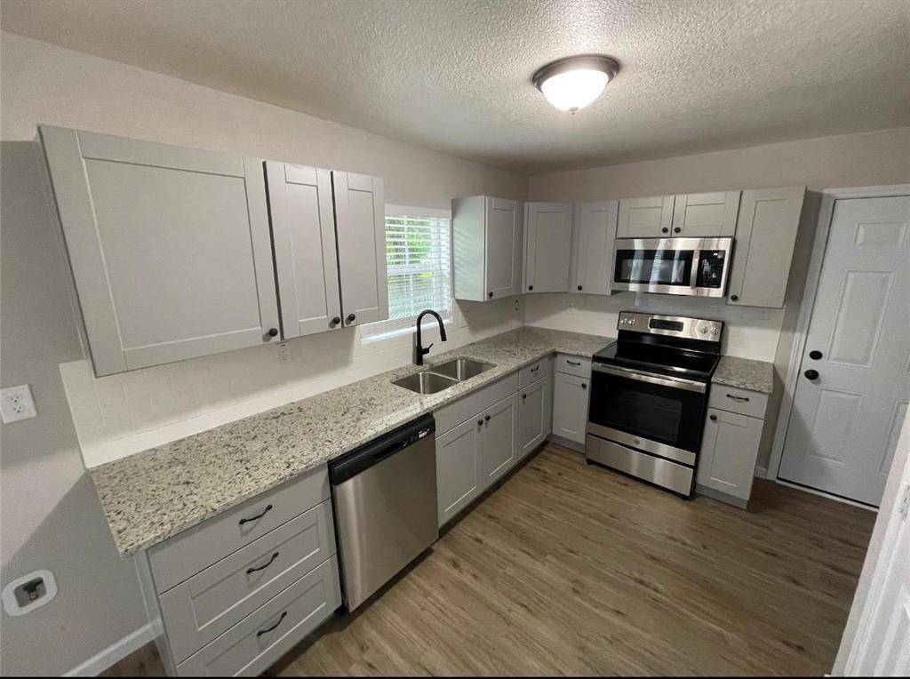 2722 Hector Street, Dallas, TX 75210