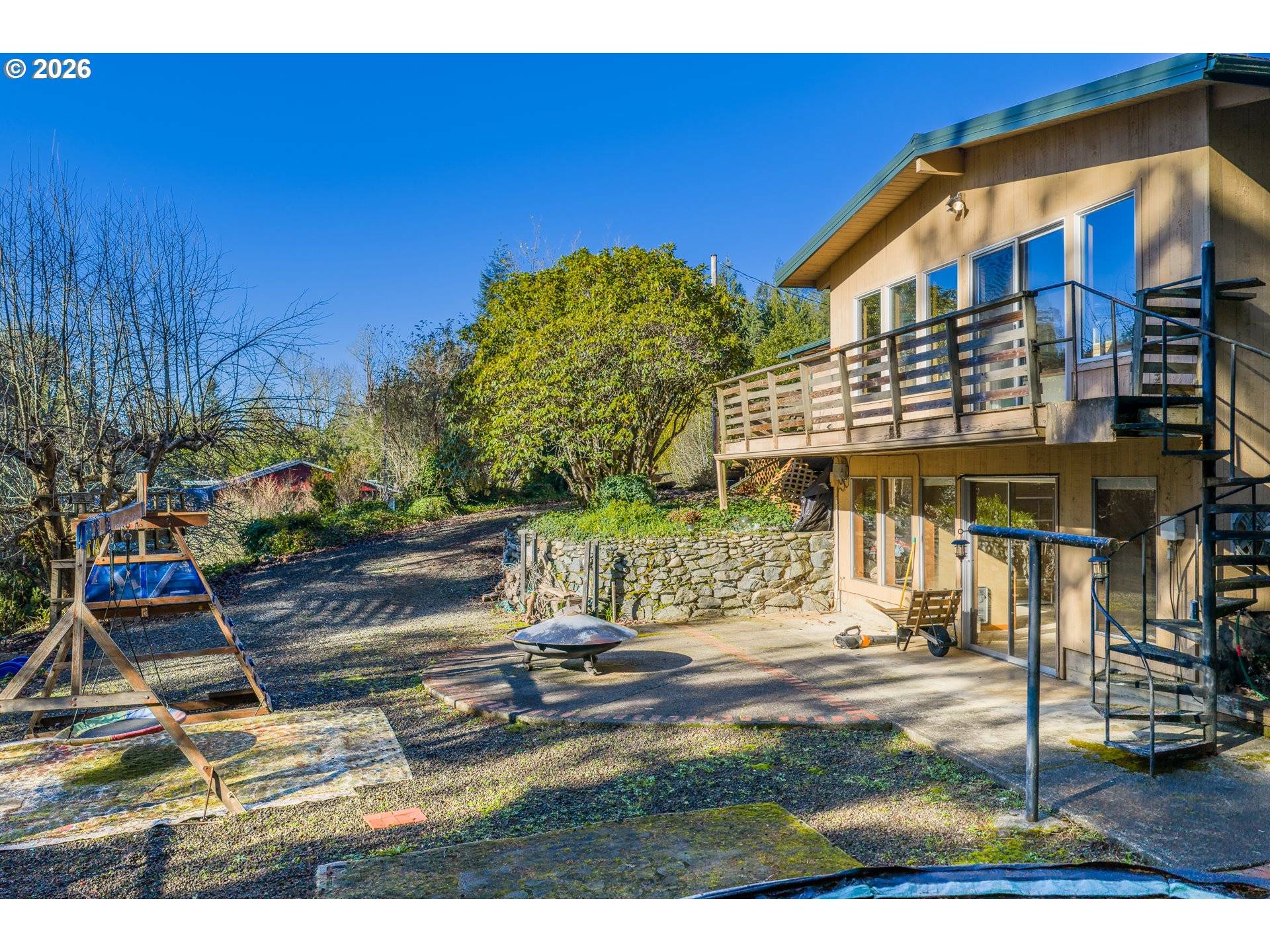 56671 PLEASANT HILL DR, Coquille, OR 97423