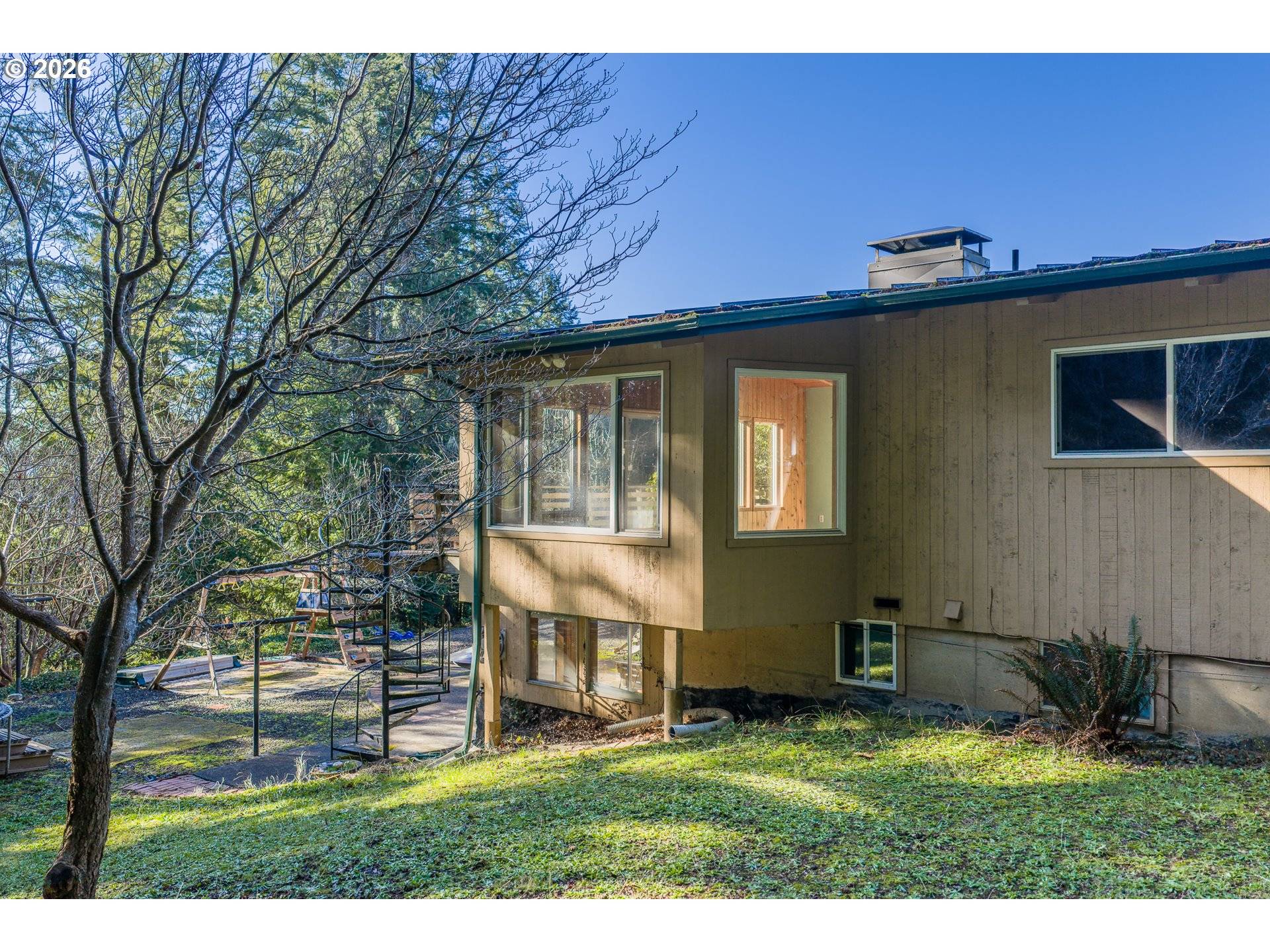 56671 PLEASANT HILL DR, Coquille, OR 97423