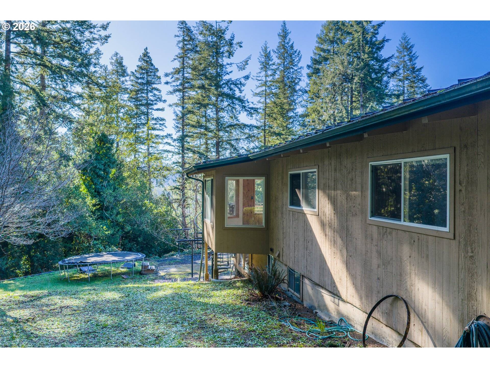 56671 PLEASANT HILL DR, Coquille, OR 97423