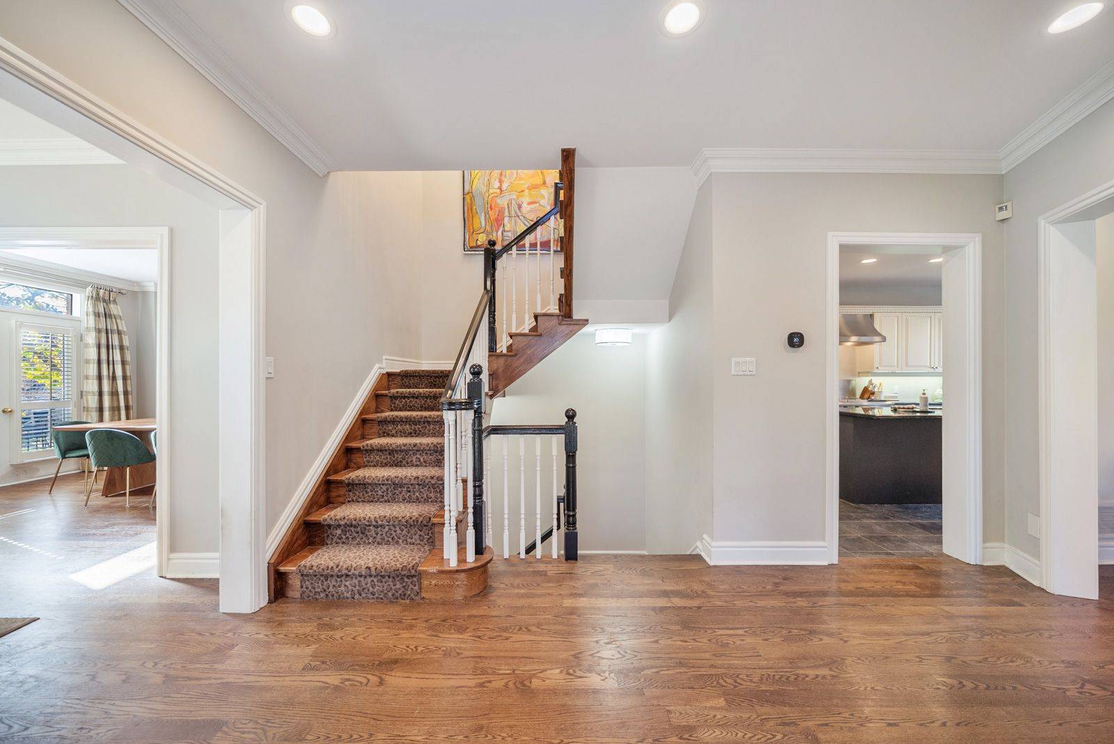 2 St Hildas AVE, Toronto C04, ON M4N 2P4