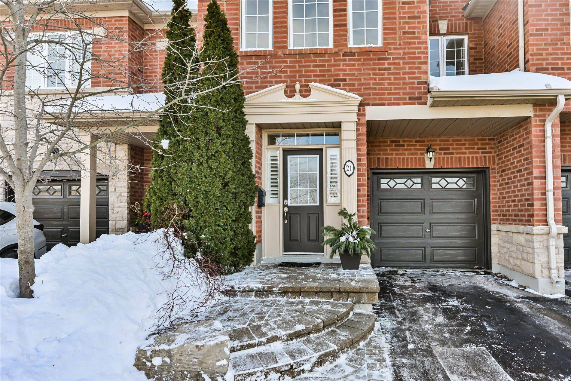 300 Ravineview WAY #21, Oakville, ON L6H 7J1