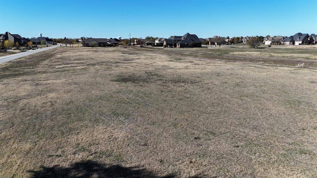 12800 Singleton Drive, Fort Worth, TX 76052