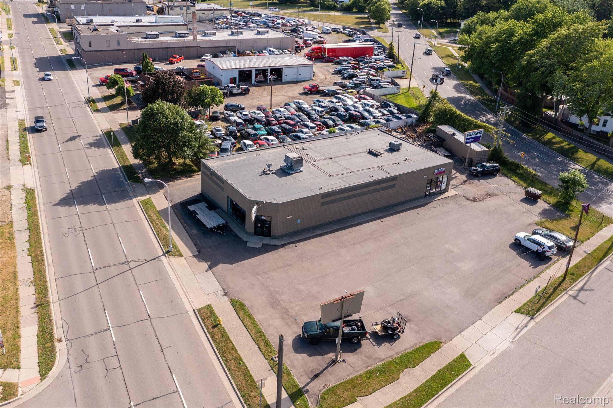 209 Northbound Gratiot AVE, Mt. Clemens, MI 48043