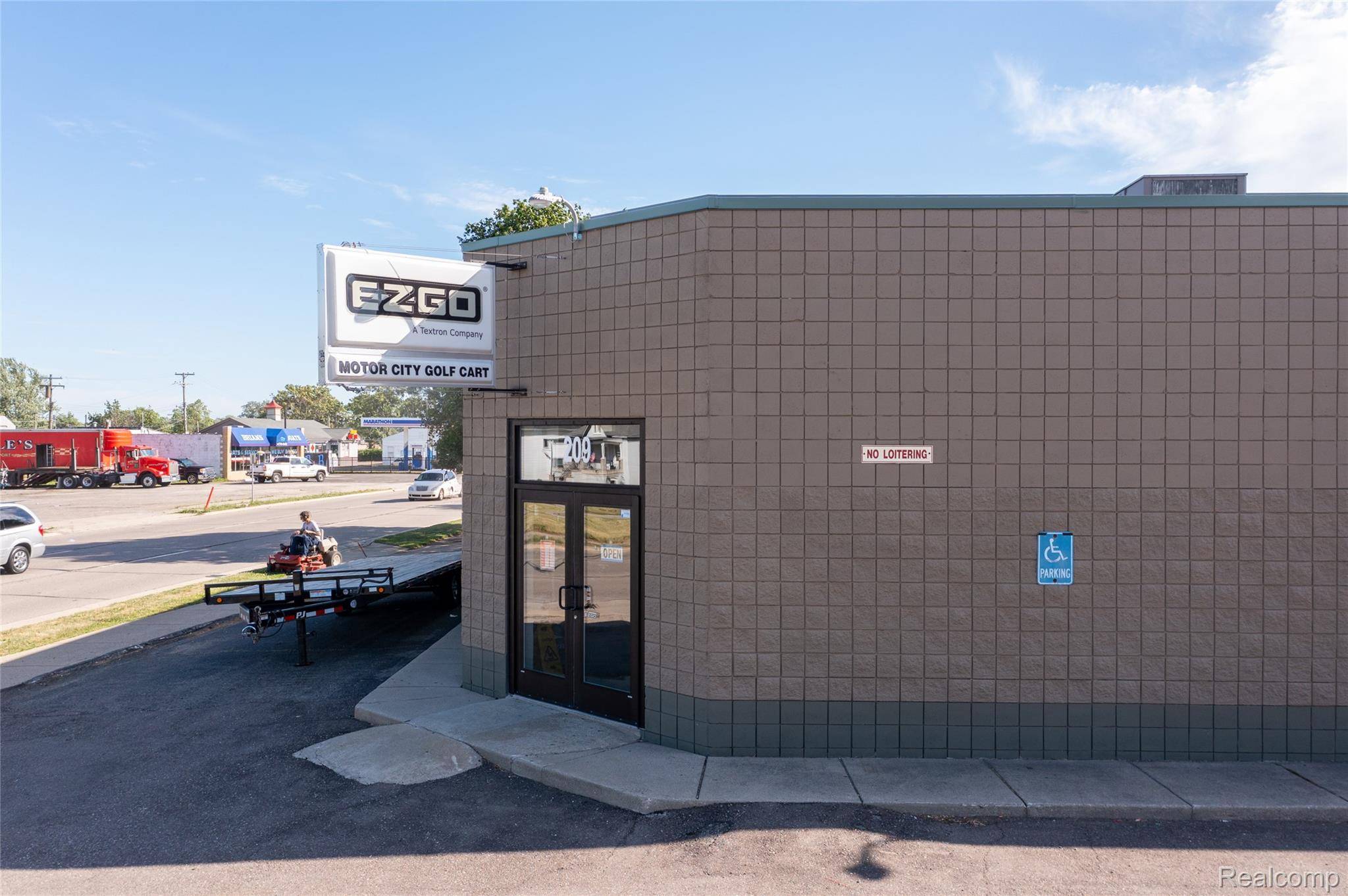 209 Northbound Gratiot AVE, Mt. Clemens, MI 48043