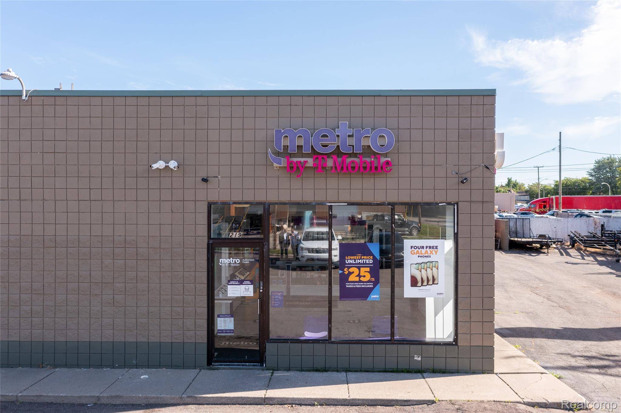 209 Northbound Gratiot AVE, Mt. Clemens, MI 48043