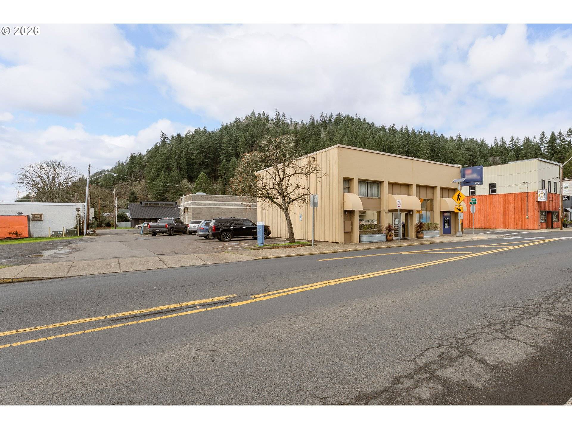 229 N FIRST ST, Drain, OR 97435