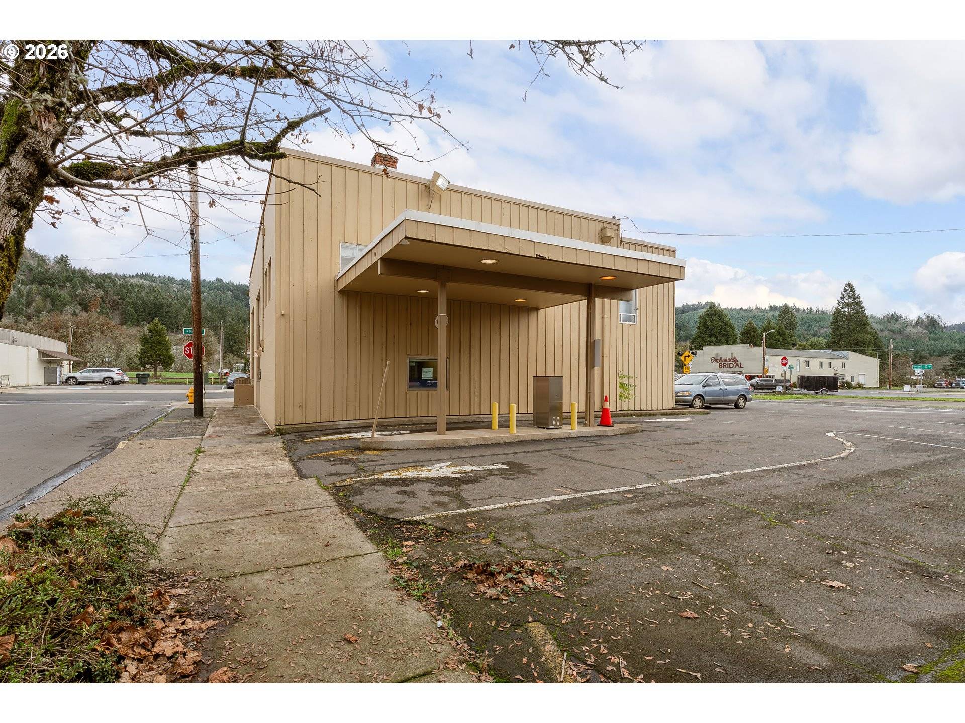 229 N FIRST ST, Drain, OR 97435