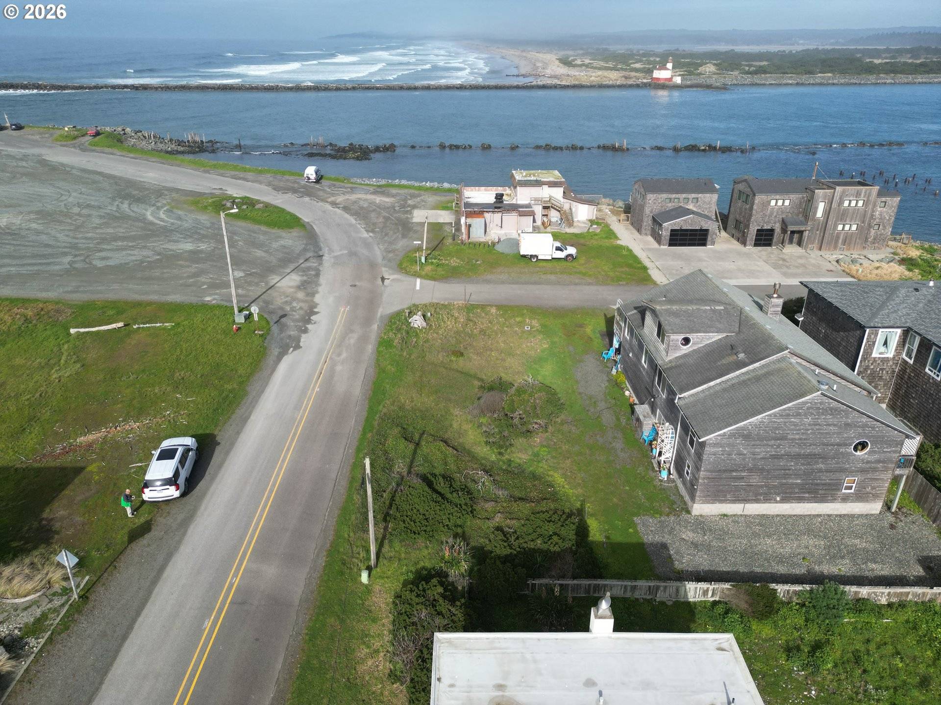 SECorner Lincoln 3rd SW, Bandon, OR 97411