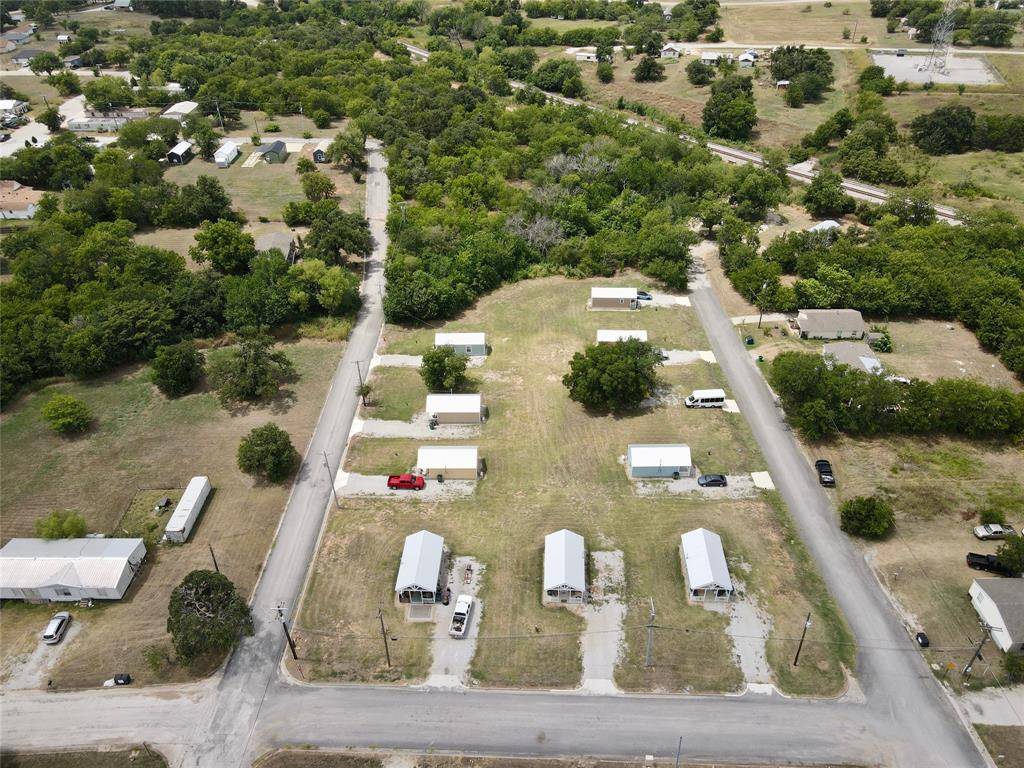 509 Ussery Street, Bowie, TX 76230