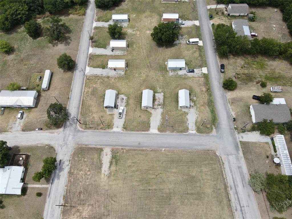 509 Ussery Street, Bowie, TX 76230
