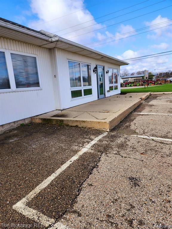 7280 Burgett DR, Almont Township, MI 48003