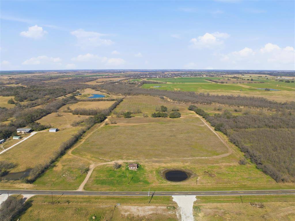 2375 FM 935, Chilton, TX 76632