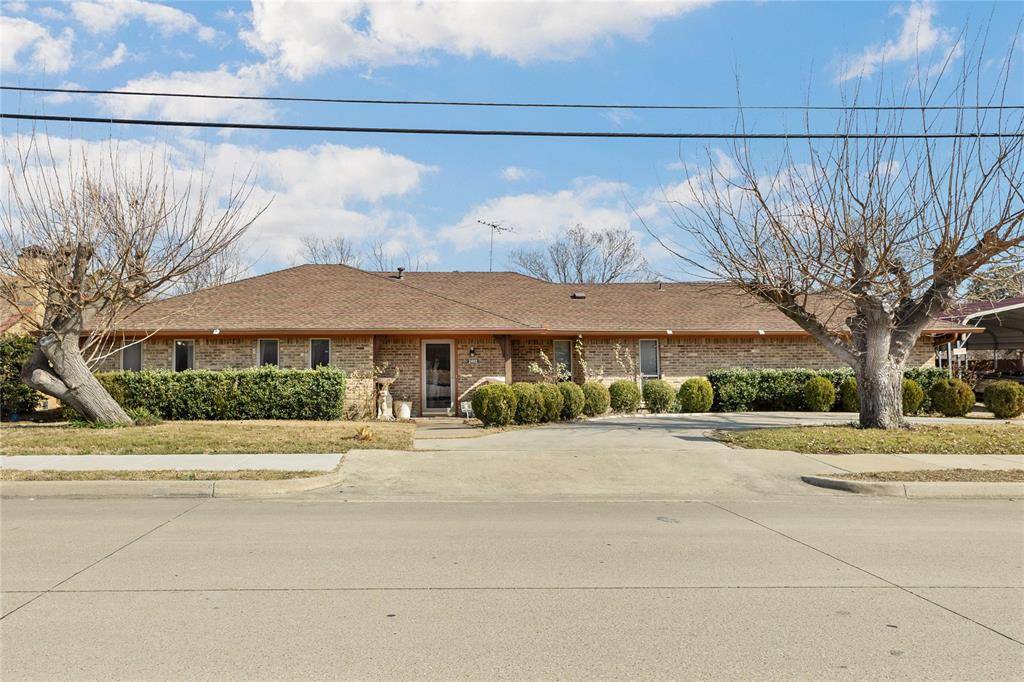 2402 Scott Mill Road, Carrollton, TX 75006
