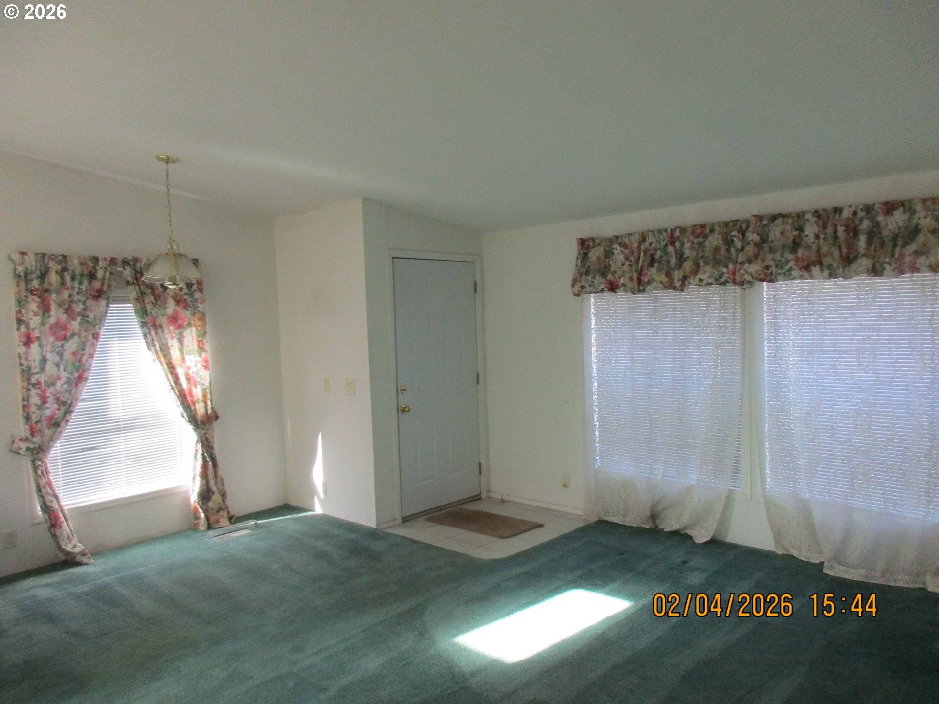 751 SE MEADOWOOD DR, Winston, OR 97496