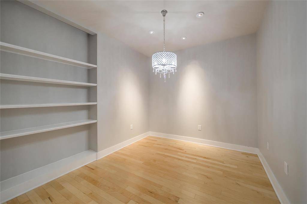 4414 Cedar Springs #214, Dallas, TX 75219