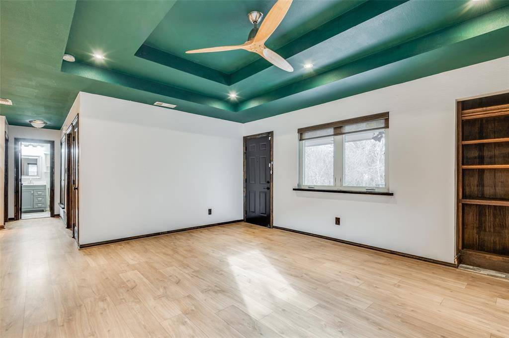 2749 Buna Drive, Dallas, TX 75211