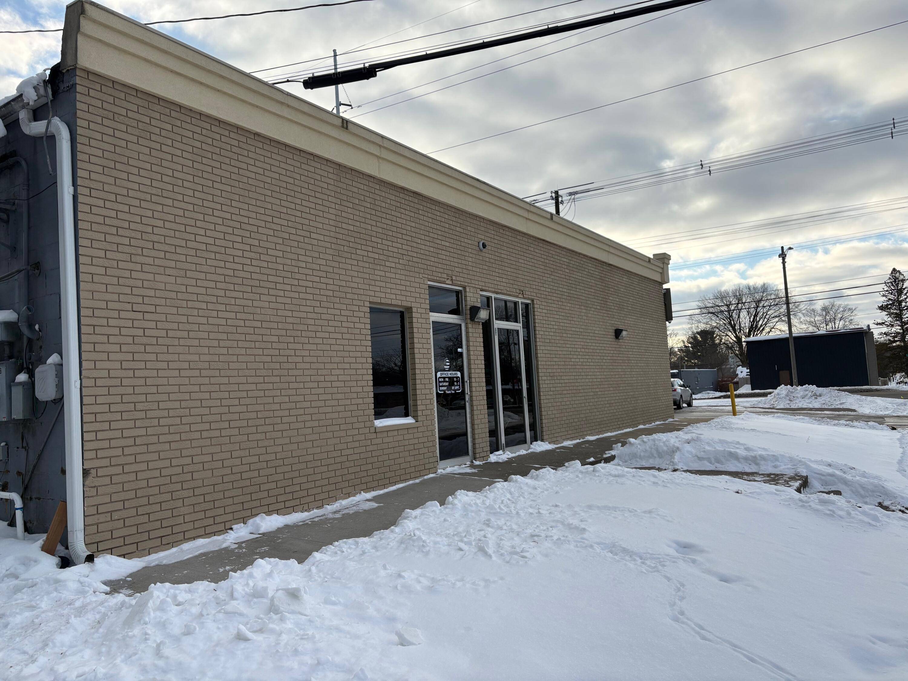 4405 S Martin Luther King Jr BLVD #B, Lansing City, MI 48910