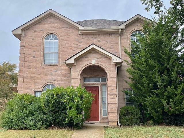 912 Walters Drive, Cedar Hill, TX 75104