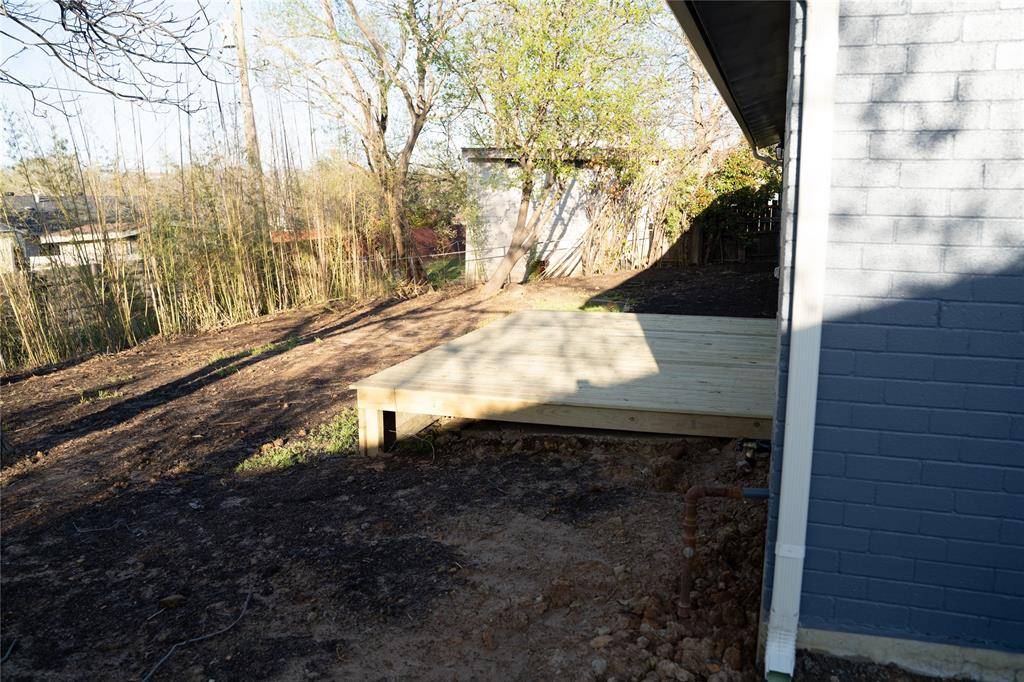 807 Crockett, Midlothian, TX 76065