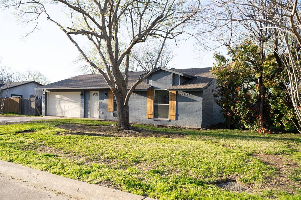 807 Crockett, Midlothian, TX 76065