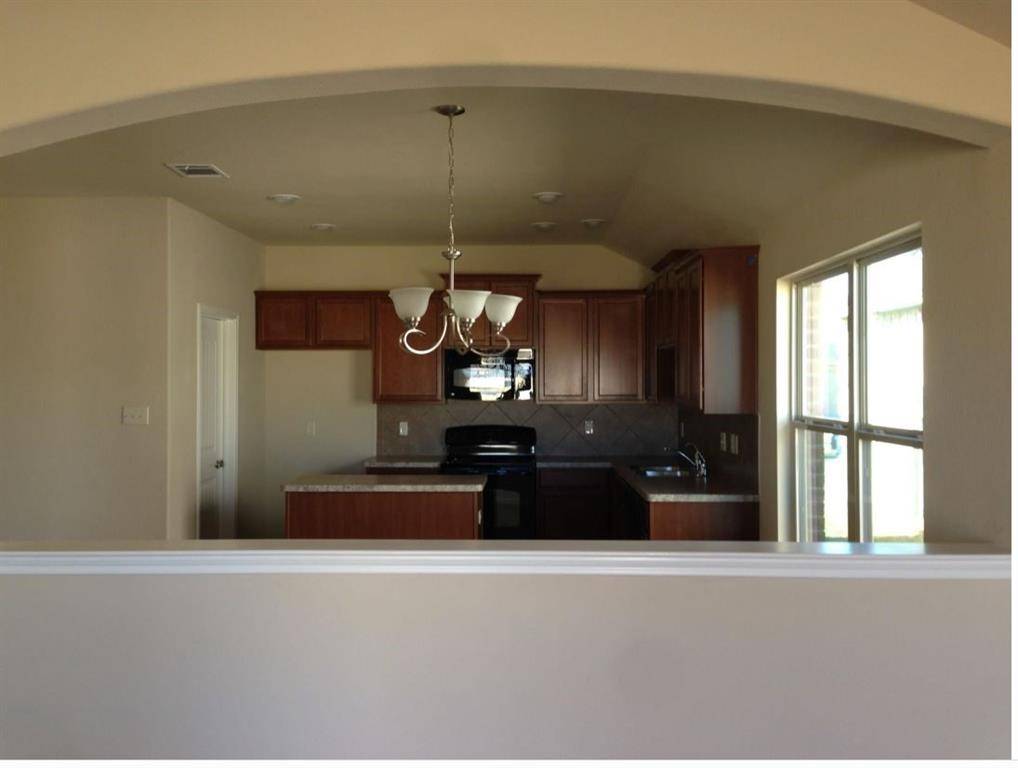 1012 Meadow Green Court, Princeton, TX 75407