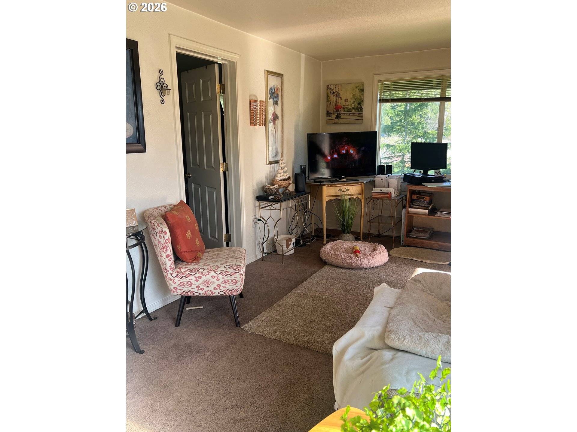 954 COMMERCIAL AVE, Coos Bay, OR 97420