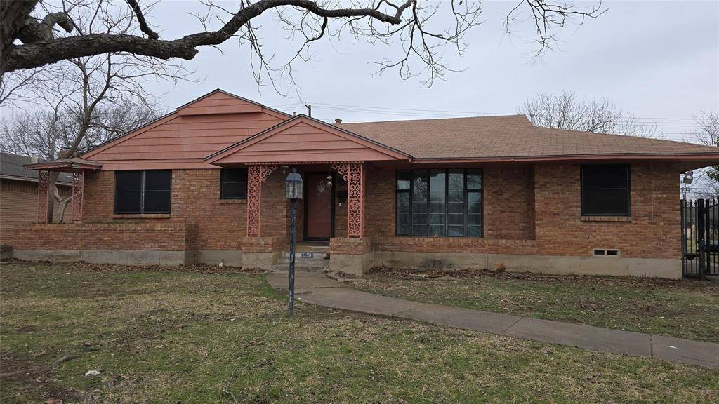 951 Channing Circle, Dallas, TX 75224