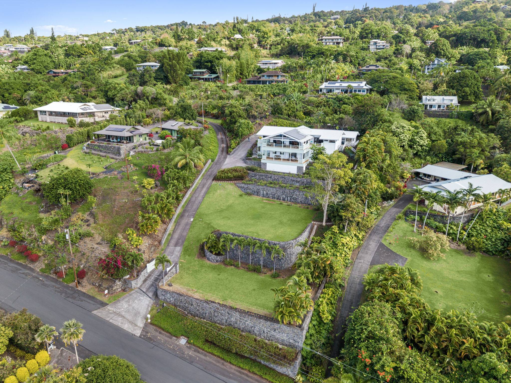 82-5944 WAKIDA DR, Captain Cook, HI 96704