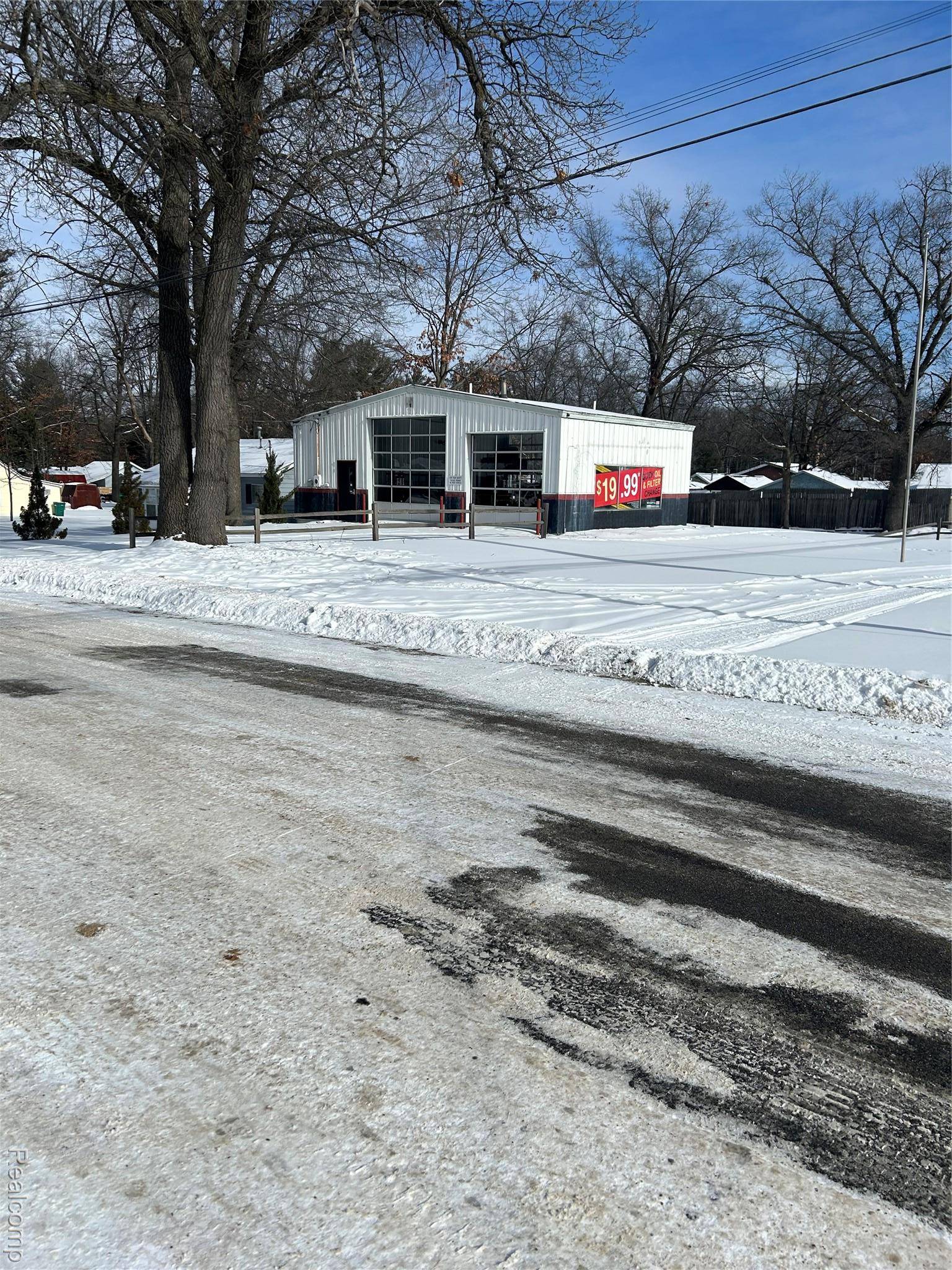 3044 W Houghton Lake DR, Denton Township, MI 48629