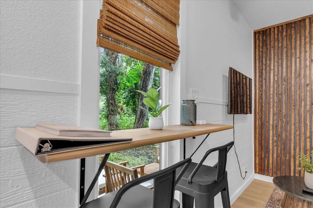 1501 Clay Street, Brenham, TX 77833