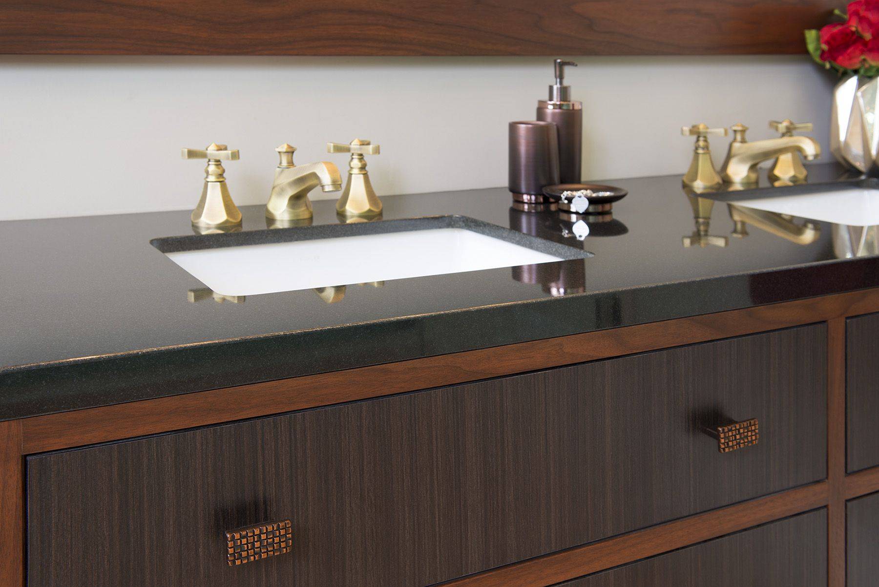 7250 Keele ST #97 & 108, Vaughan, ON L4K 1Z8