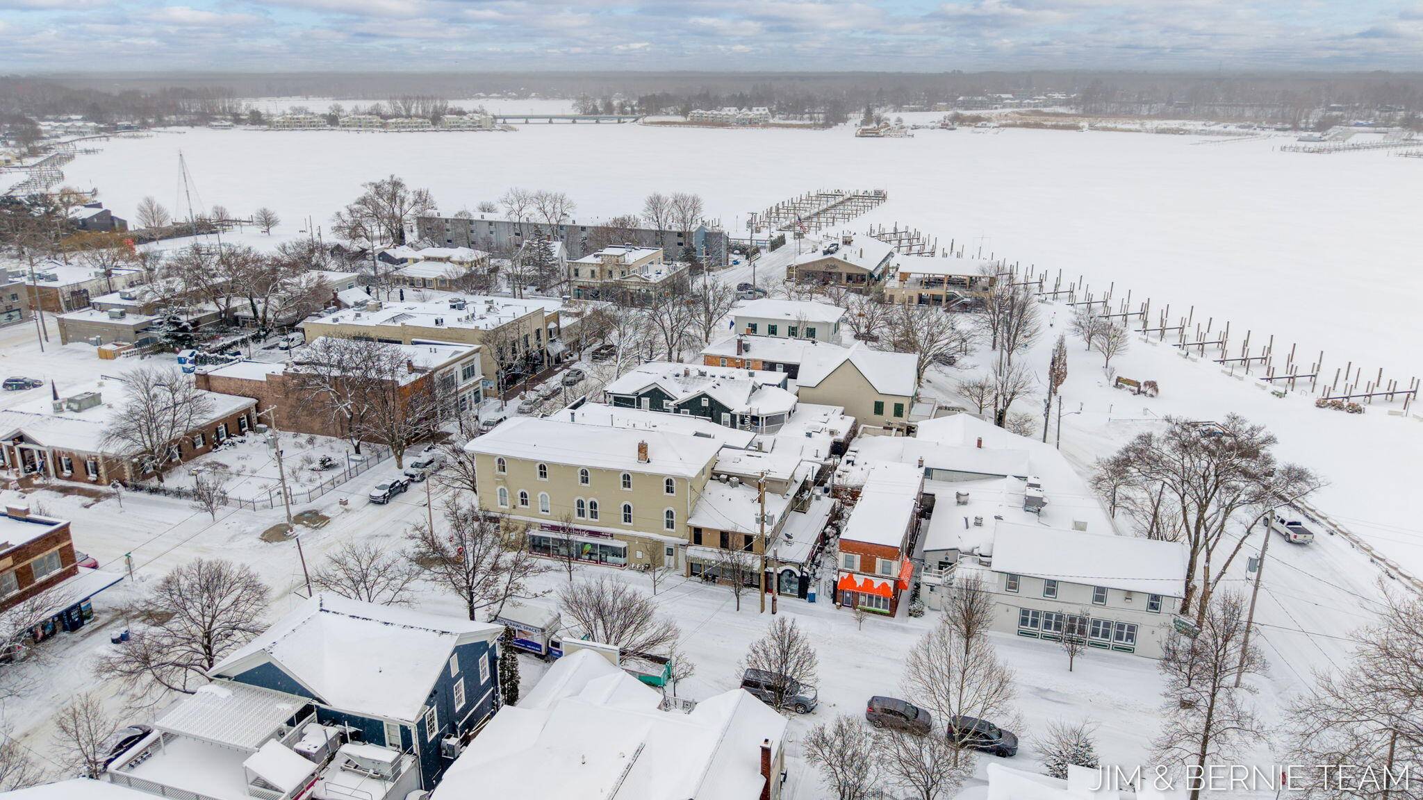 133 Mason ST, Saugatuck City, MI 49453