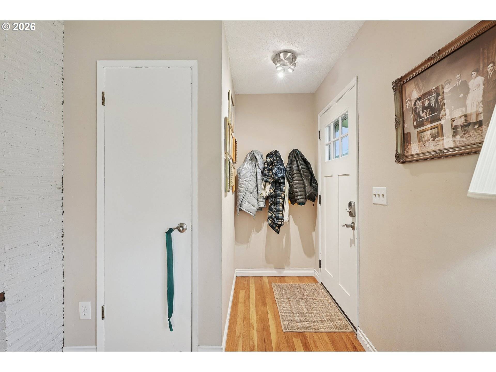 12445 SE MAIN ST, Portland, OR 97233