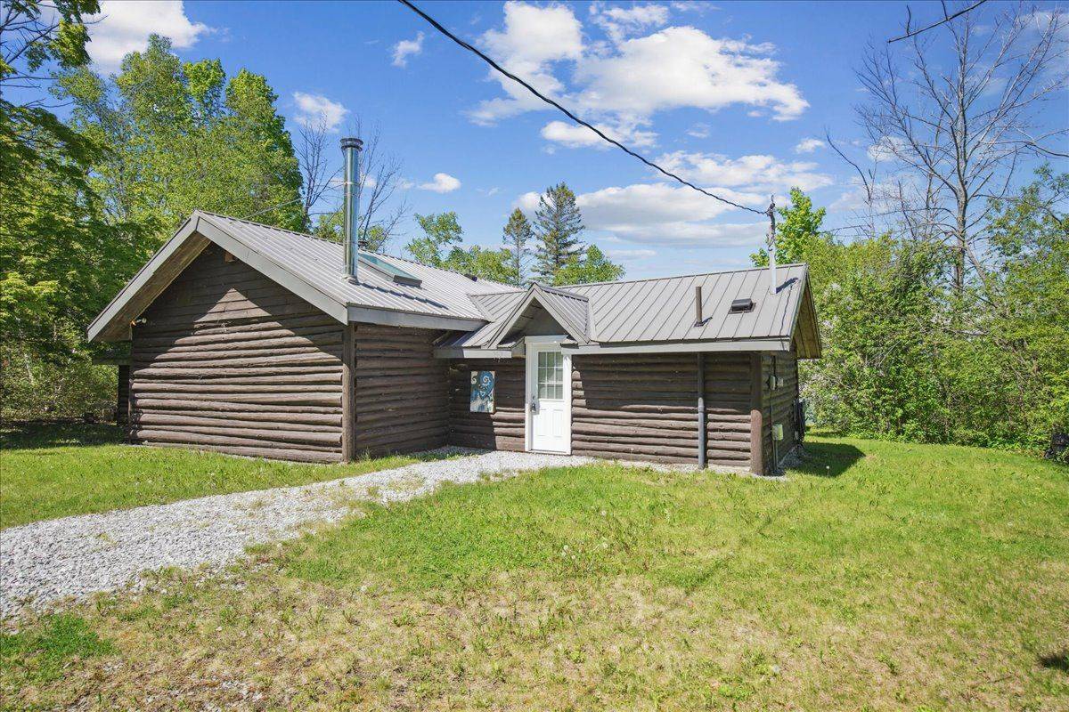 1689 Chief Joseph Snake RD, Georgina Islands, ON L0E 1R0