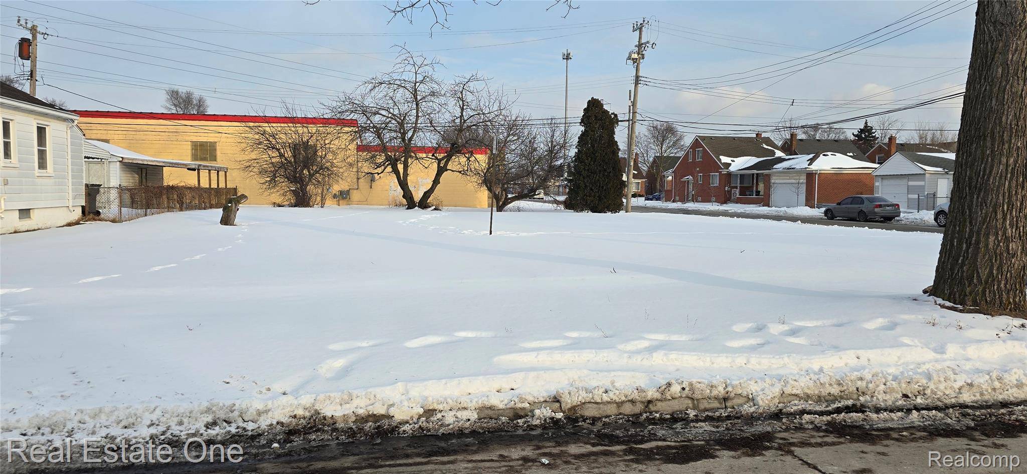 7410 Barrie ST, Dearborn, MI 48126