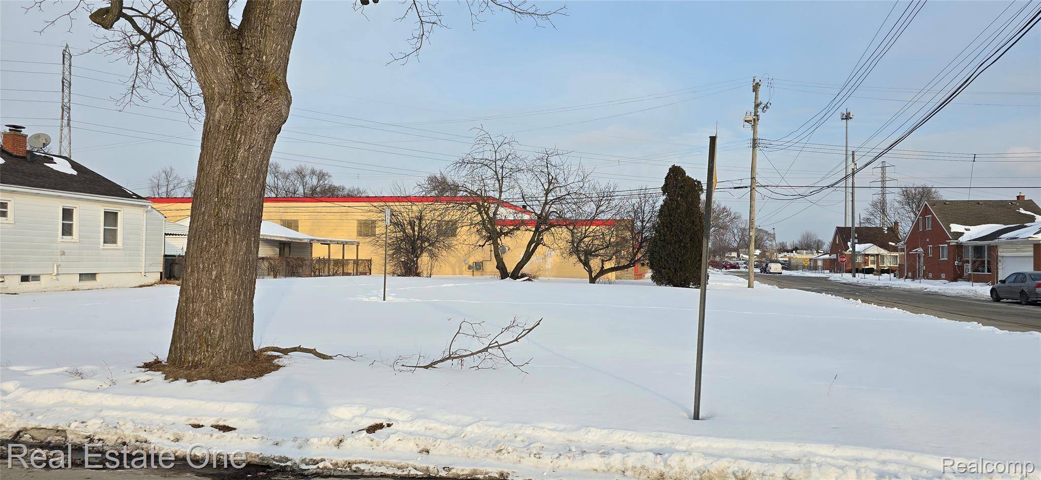 7410 Barrie ST, Dearborn, MI 48126