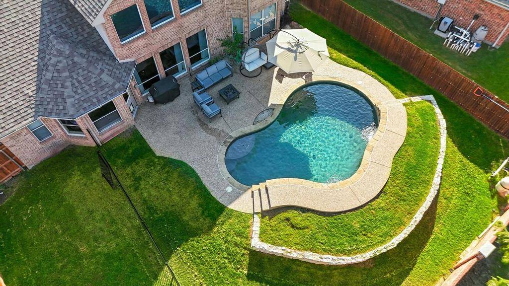 6828 Shoreway Drive, Grand Prairie, TX 75054